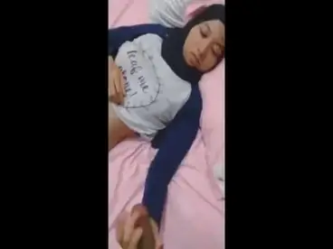 Gadis Cantik Pasrah Servis Kasur Bareng Pacar
